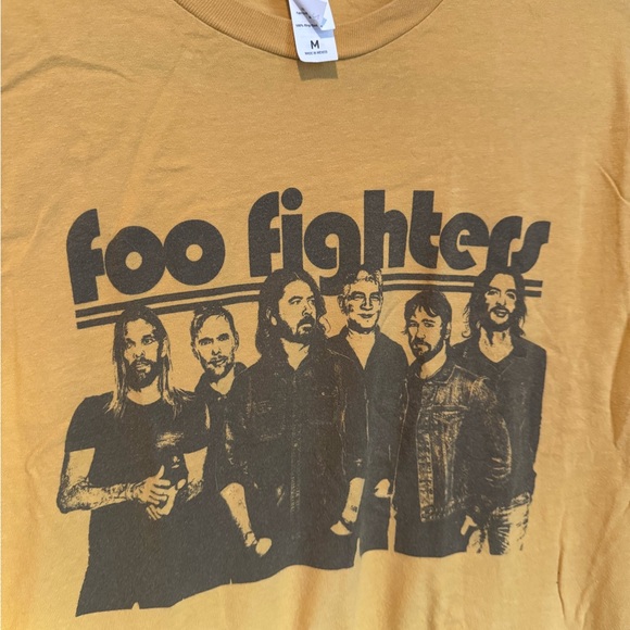 Foo Fighters Band Tee - Picture 3 of 3
